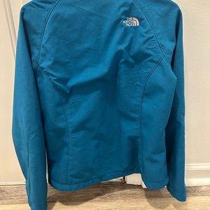 Woman’s The North Face Jacket